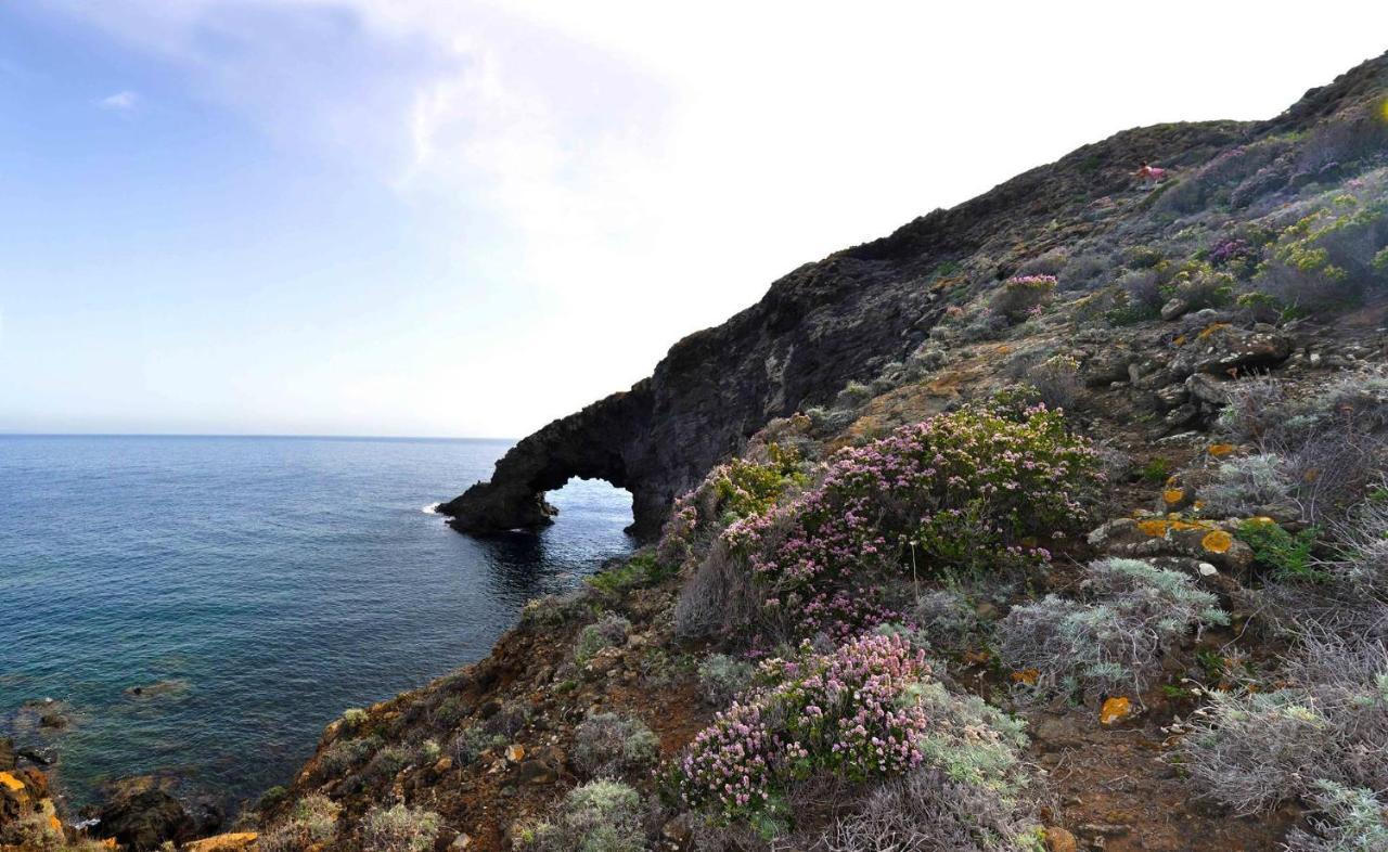 Sull'Arco Dell'Elefante Villa Tracino Kültér fotó